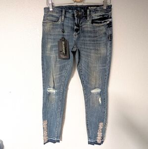 NWT Blank NYC Embellished Cropskinny Classique Jeans